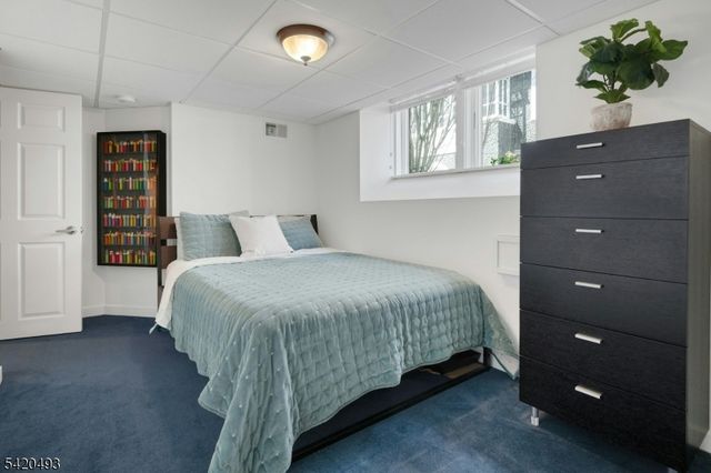 59 Hobart Ave, Summit City, NJ 07901