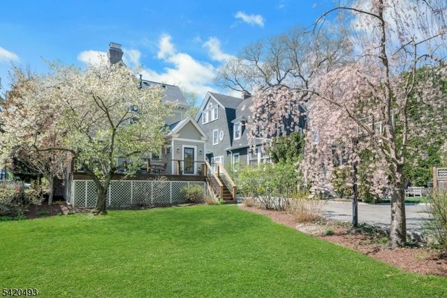 59 Hobart Ave, Summit City, NJ 07901