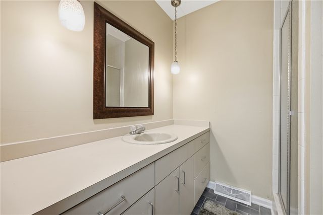 220 Crestwood Court, Amherst, NY 14221