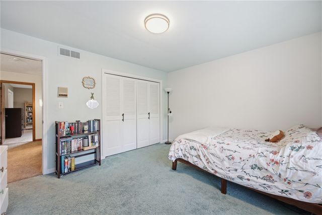220 Crestwood Court, Amherst, NY 14221