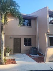 139 Sparrow Drive 4c, Royal Palm Beach, FL 33411