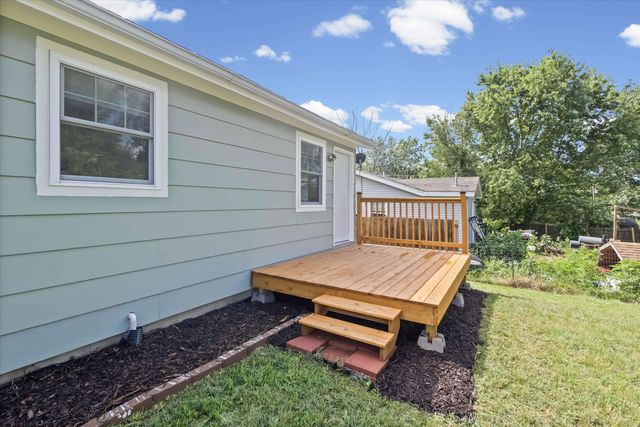 1911 FAIR LN, Columbia, MO 65202
