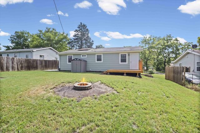 1911 FAIR LN, Columbia, MO 65202