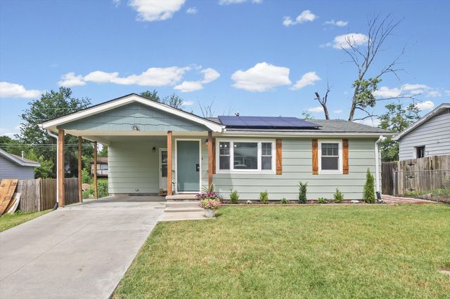 1911 FAIR LN, Columbia, MO 65202