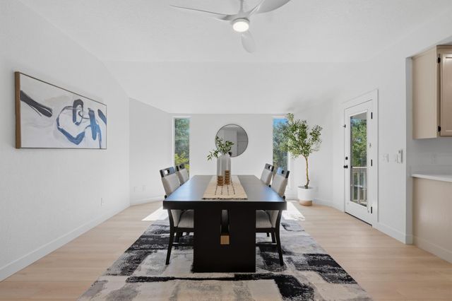 3020 Oakwood Rd, Cameron Park, CA 95682