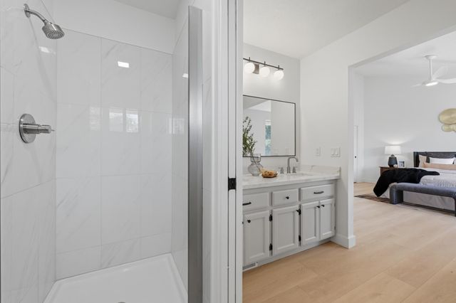 3020 Oakwood Rd, Cameron Park, CA 95682