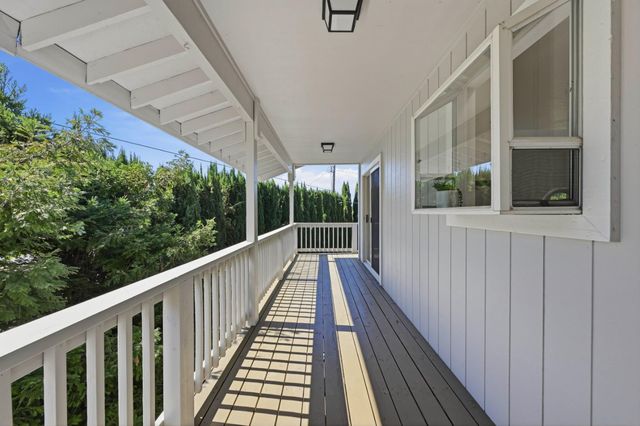 3020 Oakwood Rd, Cameron Park, CA 95682