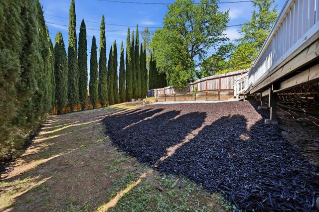 3020 Oakwood Rd, Cameron Park, CA 95682