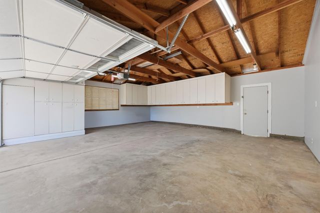 3020 Oakwood Rd, Cameron Park, CA 95682