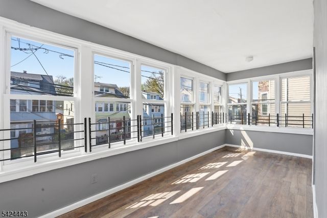 134 W End Ave, Newark City, NJ 07106