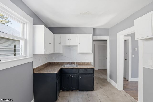 134 W End Ave, Newark City, NJ 07106