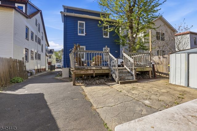 134 W End Ave, Newark City, NJ 07106