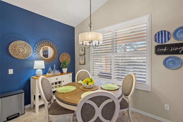 805 DERBYSHIRE DRIVE, Venice, FL 34285