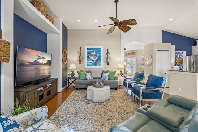 805 DERBYSHIRE DRIVE, Venice, FL 34285