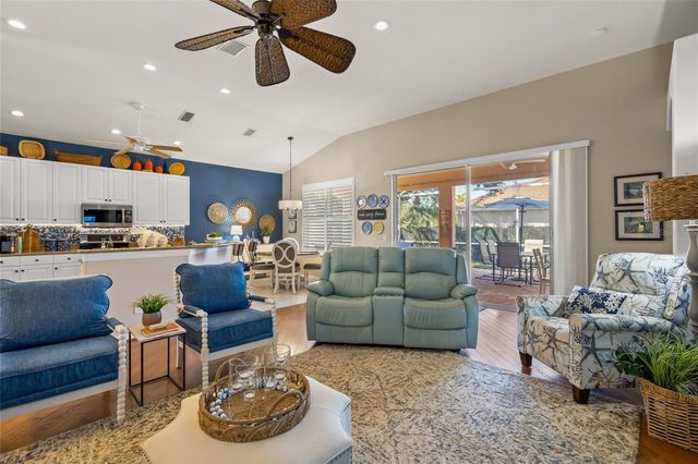 805 DERBYSHIRE DRIVE, Venice, FL 34285