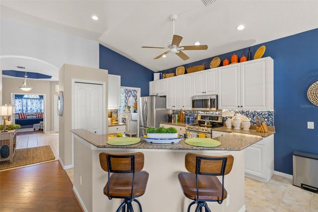 805 DERBYSHIRE DRIVE, Venice, FL 34285