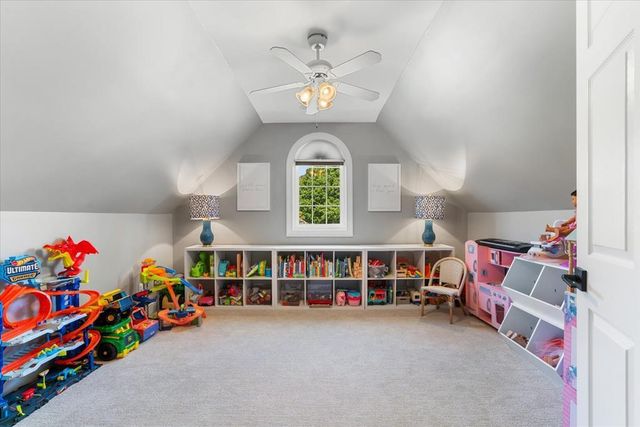 179 E Gateway Drive, Rocky Face, GA 30740