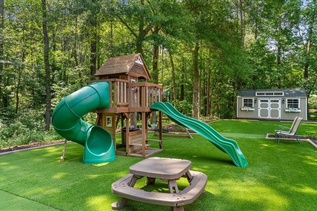 179 E Gateway Drive, Rocky Face, GA 30740