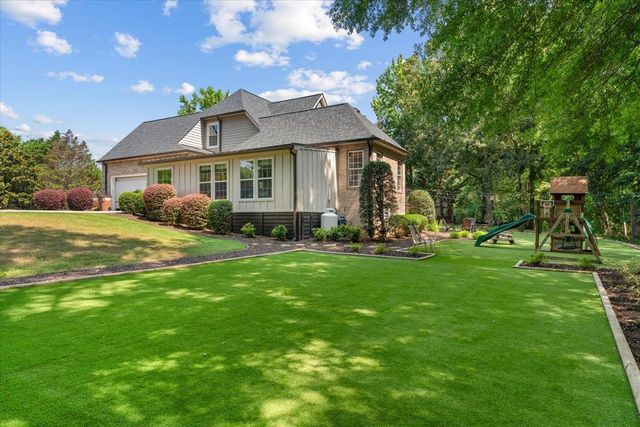 179 E Gateway Drive, Rocky Face, GA 30740