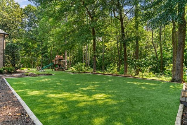 179 E Gateway Drive, Rocky Face, GA 30740