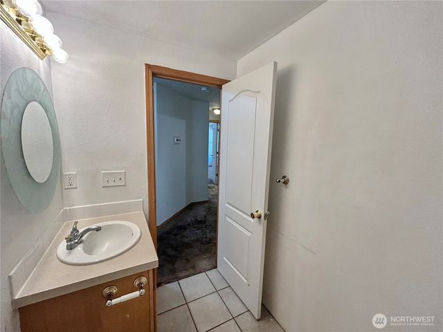 7030 46th Lane SE, Olympia, WA 98503
