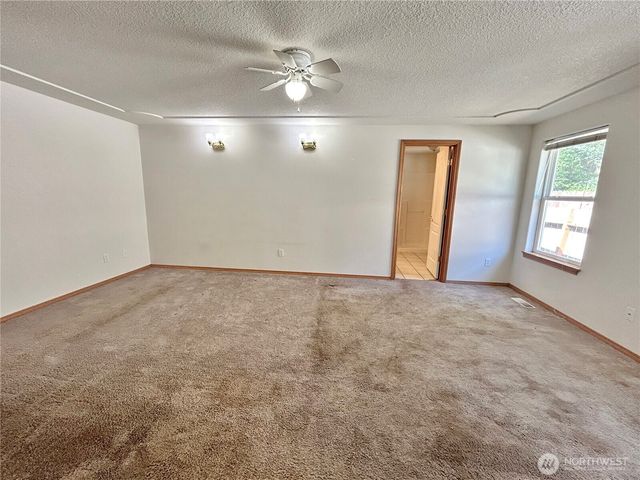 7030 46th Lane SE, Olympia, WA 98503