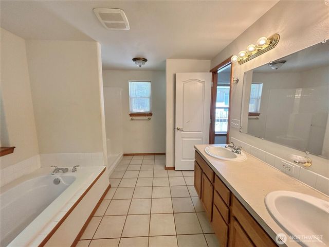 7030 46th Lane SE, Olympia, WA 98503