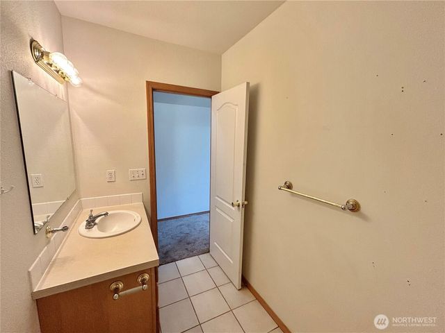 7030 46th Lane SE, Olympia, WA 98503