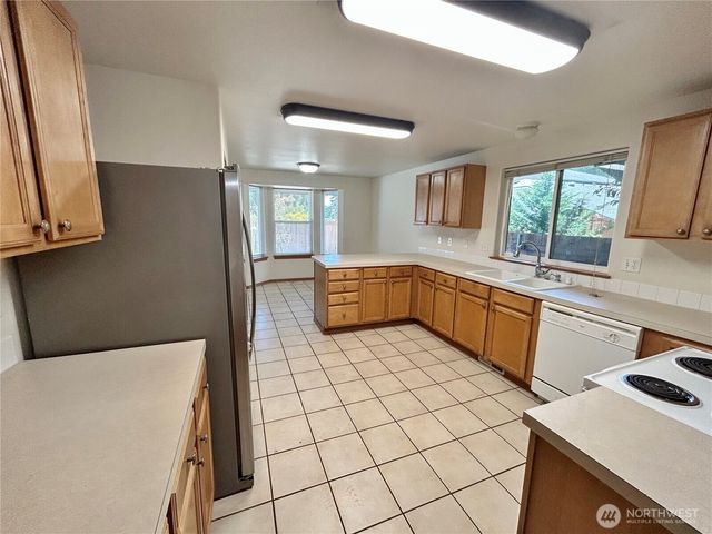 7030 46th Lane SE, Olympia, WA 98503