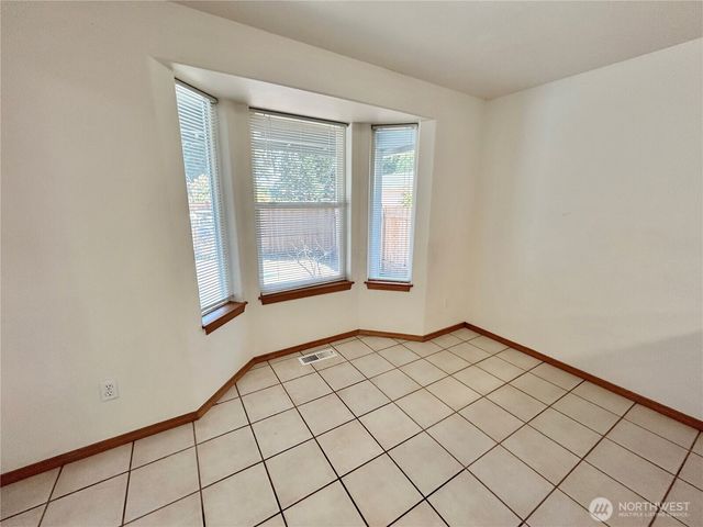 7030 46th Lane SE, Olympia, WA 98503