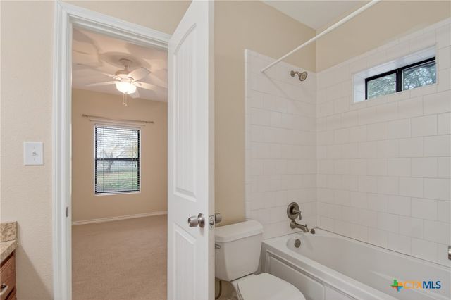 242 Wheeler Lane, Goliad, TX 77963