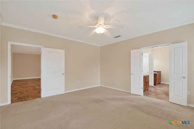 242 Wheeler Lane, Goliad, TX 77963