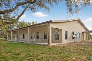242 Wheeler Lane, Goliad, TX 77963