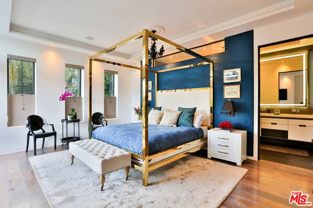 1742 COURTNEY Avenue, Los Angeles, CA 90046