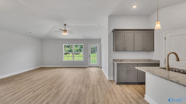 278 Poppy Trail, Meridianville, AL 35759