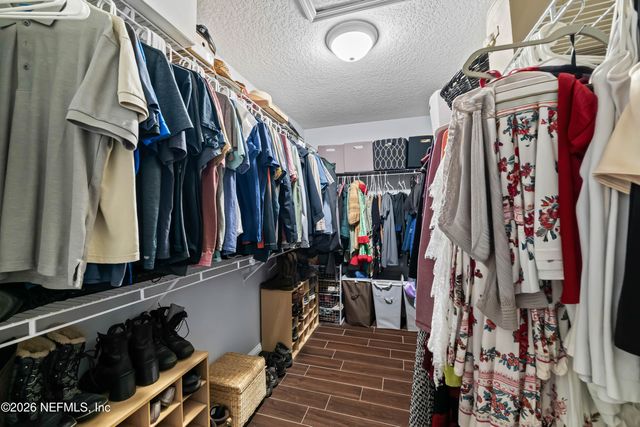 637 MARLA CREEK Court, Jacksonville, FL 32220