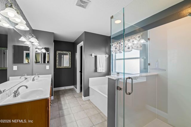 637 MARLA CREEK Court, Jacksonville, FL 32220