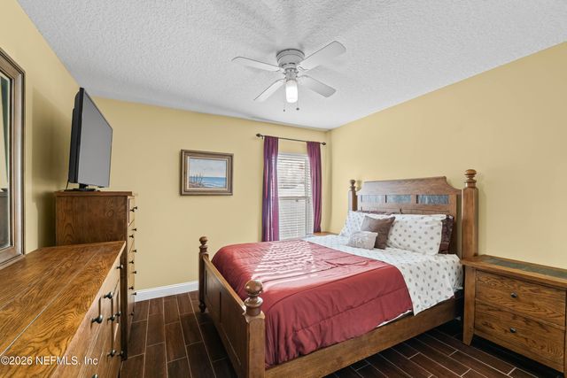 637 MARLA CREEK Court, Jacksonville, FL 32220