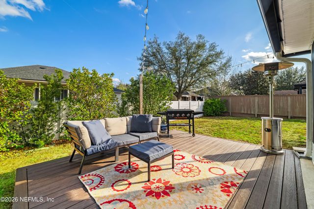 637 MARLA CREEK Court, Jacksonville, FL 32220