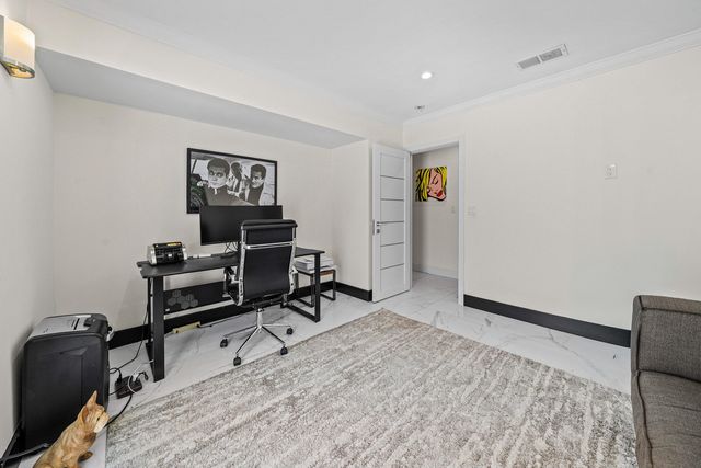 5920 NE 21st Road, Fort Lauderdale, FL 33308