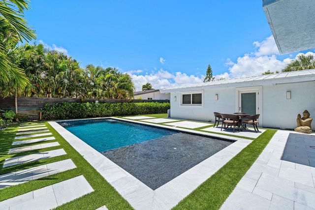 5920 NE 21st Road, Fort Lauderdale, FL 33308