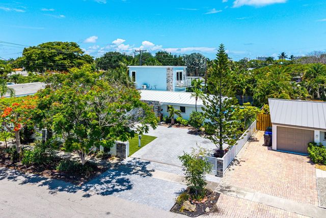 5920 NE 21st Road, Fort Lauderdale, FL 33308