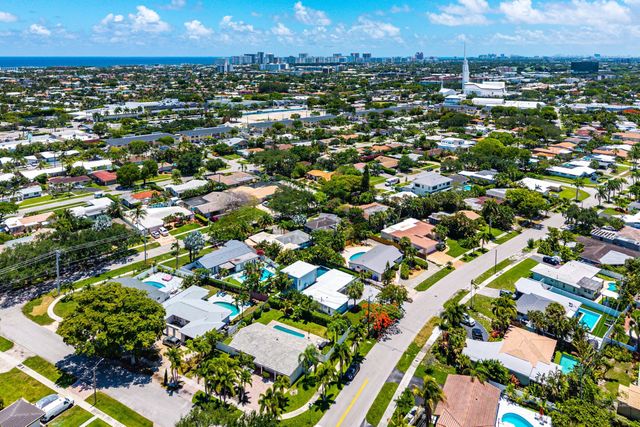 5920 NE 21st Road, Fort Lauderdale, FL 33308