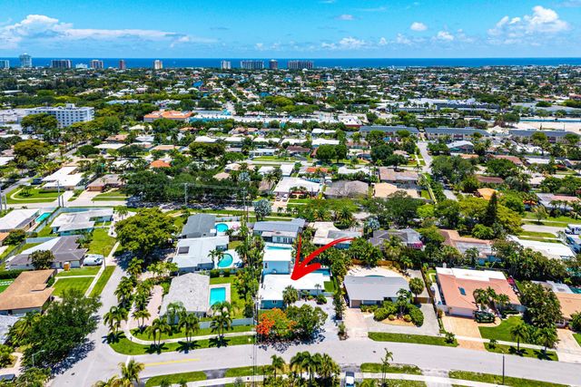 5920 NE 21st Road, Fort Lauderdale, FL 33308