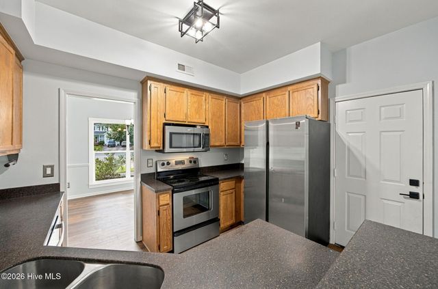 653 Owens Court, Wilmington, NC 28412