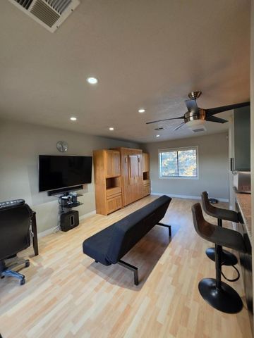 284 Stonegate Circle, San Jose, CA 95110