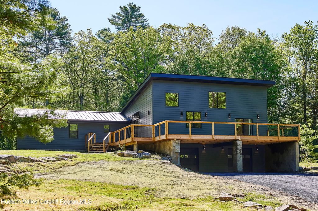 9 Curtis Road, Eldred, NY 12732