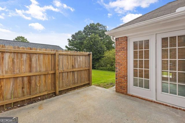 1891 Riverchase Circle NE, Conyers, GA 30013