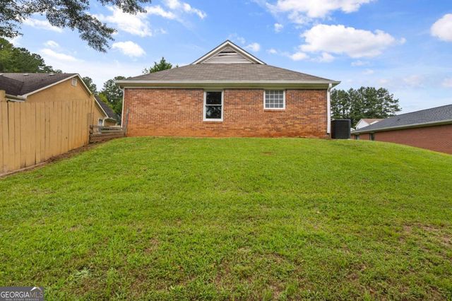 1891 Riverchase Circle NE, Conyers, GA 30013