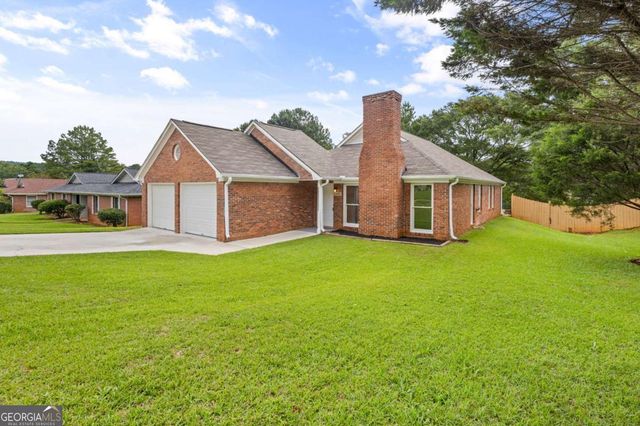 1891 Riverchase Circle NE, Conyers, GA 30013